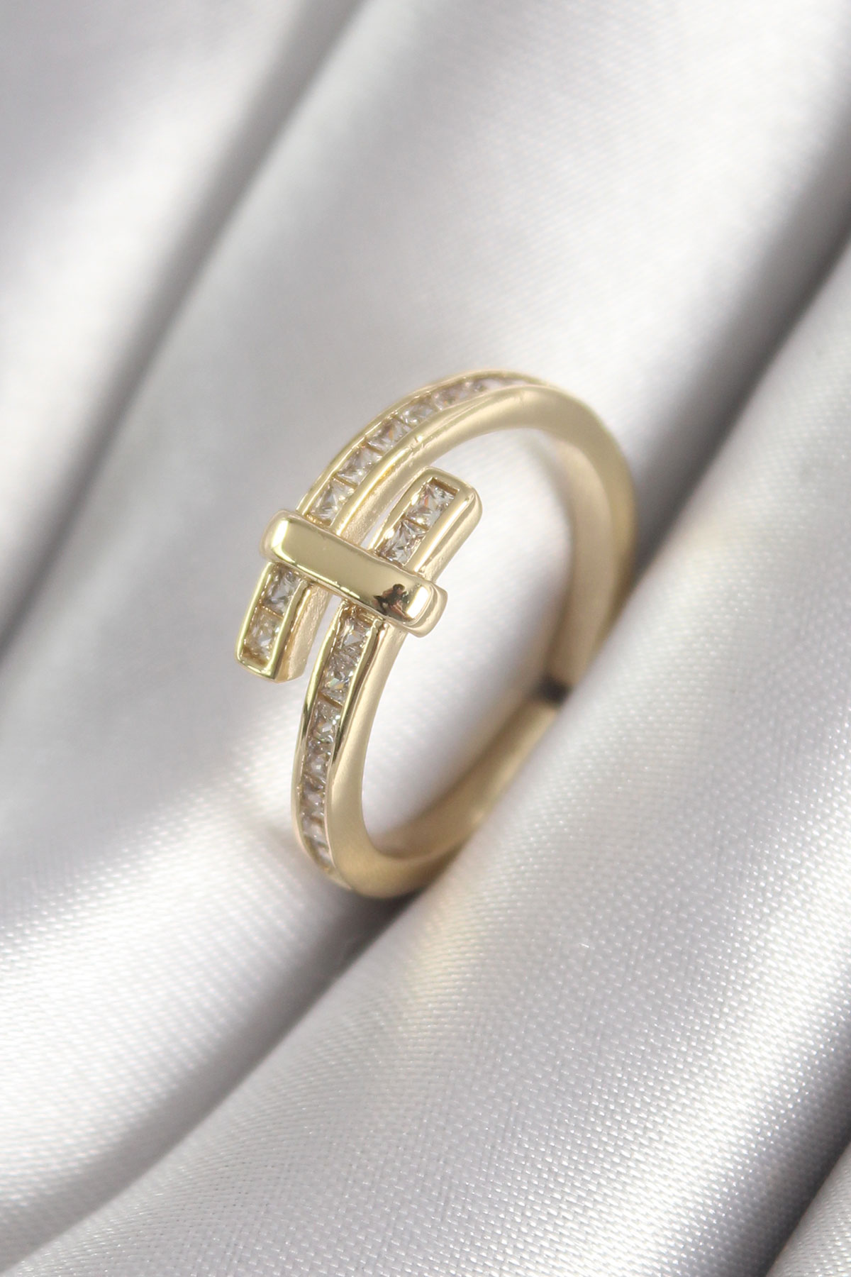 Pirinç Gold Renk Zirkon Taşlı Kadın Yüzük - TJ-BYK3080 Pirinç Gold Renk Zirkon Taşlı Kadın Yüzük - TJ-BYK3080